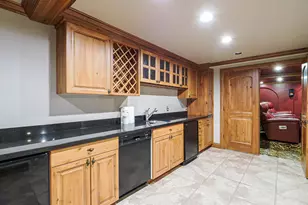 89 Lone Hollow Dr, Sandy, UT 84092 - Photo 94