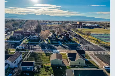 197 W 100 S, Tooele, UT 84074 - Photo 34