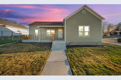 197 W 100 S, Tooele, UT 84074 - Photo 2