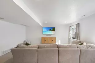 518 E Stonebriar Dr, Eagle Mountain, UT 84005 - Photo 38