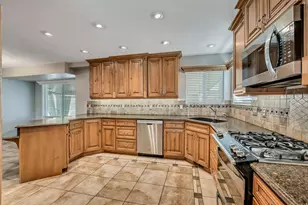 3522 W Lily Garden Ln, South Jordan, UT 84095 - Photo 8