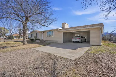 390 N 300 W, Beaver, UT 84713 - Photo 4