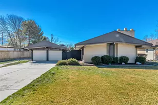2024 E Ribbon Ln S, Holladay, UT 84117 - Photo 2