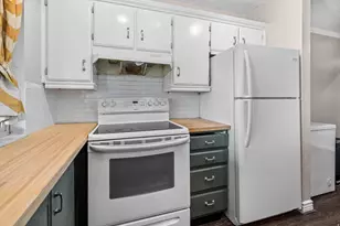 249 W Garden Park, Orem, UT 84057 - Photo 6