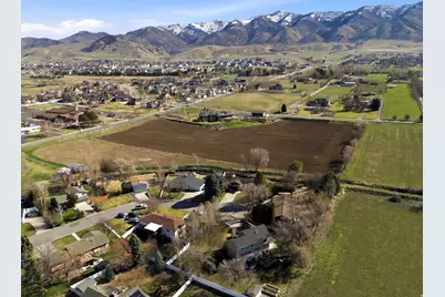 488 E 250 S, Hyde Park, UT 84318 - Photo 48