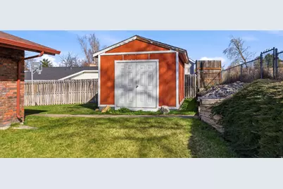 488 E 250 S, Hyde Park, UT 84318 - Photo 44