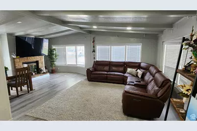 976 E 1230 S, Provo, UT 84606 - Photo 10