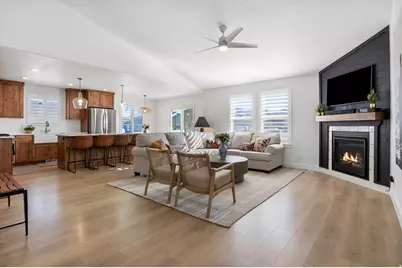 1078 N 340 W, Tooele, UT 84074 - Photo 4