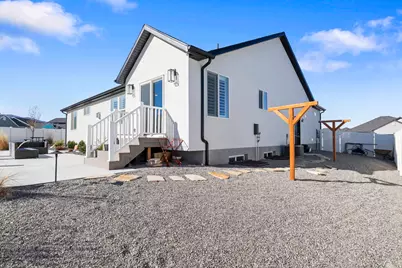 1078 N 340 W, Tooele, UT 84074 - Photo 18