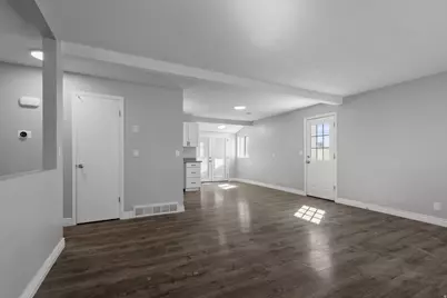 5279 S Shalee St, Kearns, UT 84118 - Photo 4