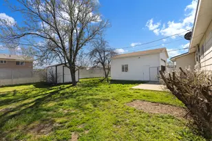 5279 S Shalee St, Kearns, UT 84118 - Photo 38