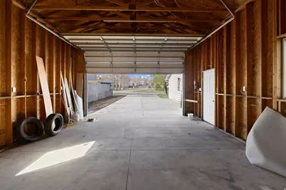 5279 S Shalee St, Kearns, UT 84118 - Photo 34