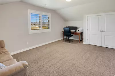 3250 W 1075 N, Layton, UT 84041 - Photo 18