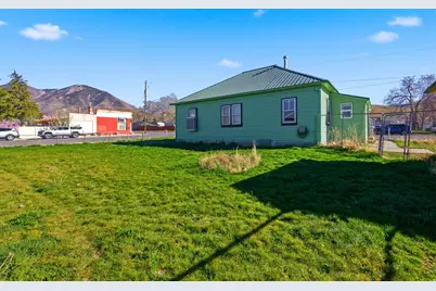 103 N 4th St, Tooele, UT 84074 - Photo 16