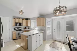 3179 W 9190 S, West Jordan, UT 84088 - Photo 8