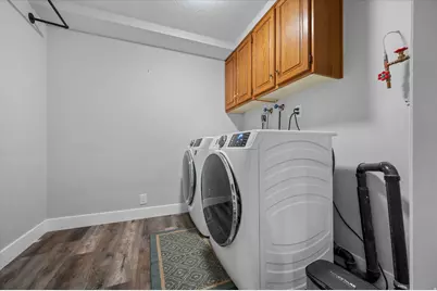 5530 S 100 W, Washington Terrace, UT 84405 - Photo 28