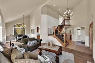 686 Wellington Dr, Kaysville, UT 84037 - Photo 6