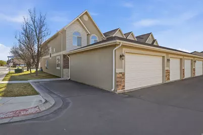 213 E Tamarak Cir, Lehi, UT 84043 - Photo 1