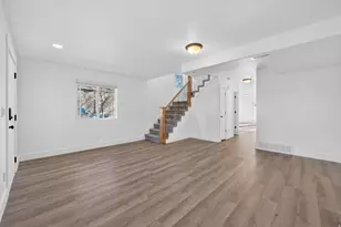 213 E Tamarak Circle, Lehi, UT 84043 - Photo 2