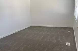 574 E Aloha Ln S, Sandy, UT 84070 - Photo 22