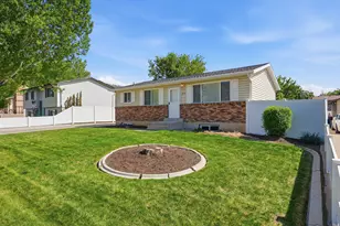 574 E Aloha Ln S, Sandy, UT 84070 - Photo 1