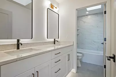 571 S McClelland St, Salt Lake City, UT 84102 - Photo 34