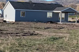 43 E 300 N, Clarkston, UT 84305 - Photo 4