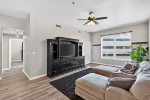 350 S 200 E, Salt Lake City, UT 84111 - Photo 18