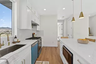 594 E Skyline, Tooele, UT 84074 - Photo 8