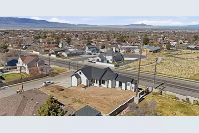 594 E Skyline, Tooele, UT 84074 - Photo 32