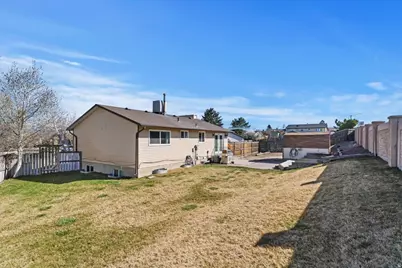 5578 W Poacher Cir S, Salt Lake City, UT 84118 - Photo 28