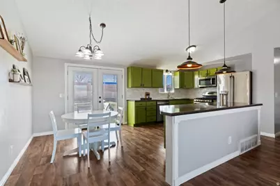 5578 W Poacher Cir S, Salt Lake City, UT 84118 - Photo 8