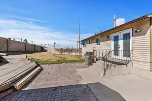 5578 W Poacher Cir S, Salt Lake City, UT 84118 - Photo 26