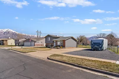 2522 N 2200 W, Farr West, UT 84404 - Photo 2