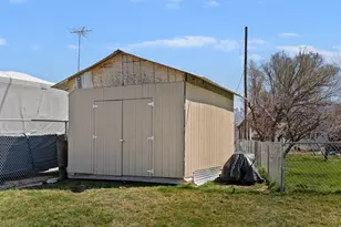 2522 N 2200 W, Farr West, UT 84404 - Photo 20