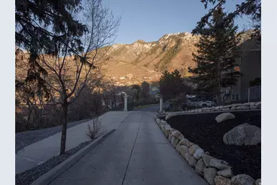 10828 S Lostwood Dr, Sandy, UT 84092 - Photo 54