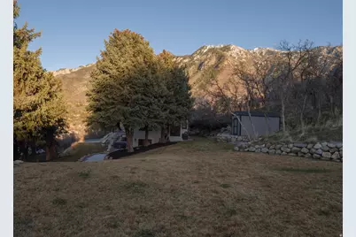 10828 S Lostwood Dr, Sandy, UT 84092 - Photo 48