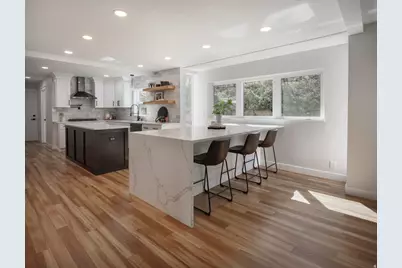 10828 S Lostwood Dr, Sandy, UT 84092 - Photo 8