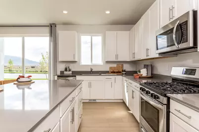 1889 N Gardenia Dr #3193, Saratoga Springs, UT 84045 - Photo 2