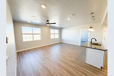 206 Chaparral Dr N #N303, Hurricane, UT 84737 - Photo 4