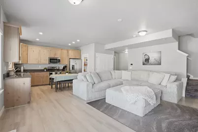 4211 W Antelope Park Ct, Riverton, UT 84096 - Photo 6