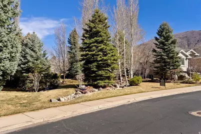 3100 E 1850 N, Layton, UT 84040 - Photo 2