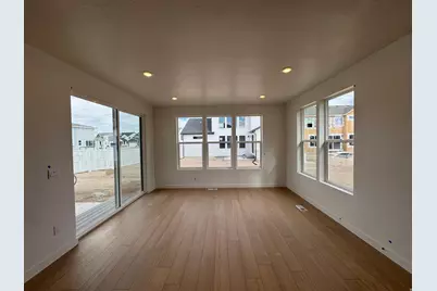 2946 N Kingbird Dr #622, Eagle Mountain, UT 84005 - Photo 6