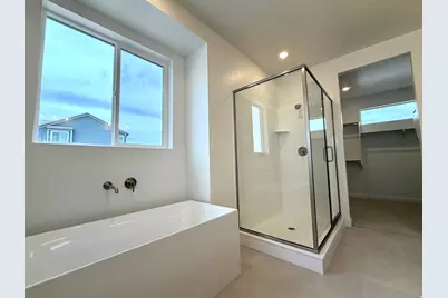 2946 N Kingbird Dr #622, Eagle Mountain, UT 84005 - Photo 8