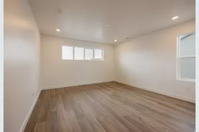 2910 N Kingbird Dr #626, Eagle Mountain, UT 84005 - Photo 10
