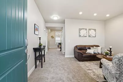 522 N 800 E, Hyde Park, UT 84318 - Photo 2