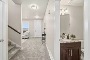 522 N 800 E, Hyde Park, UT 84318 - Photo 8