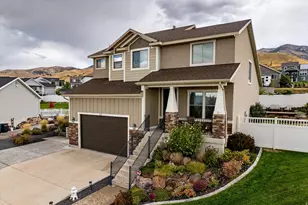 522 N 800 E, Hyde Park, UT 84318 - Photo 1