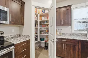 522 N 800 E, Hyde Park, UT 84318 - Photo 32