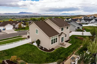 522 N 800 E, Hyde Park, UT 84318 - Photo 56